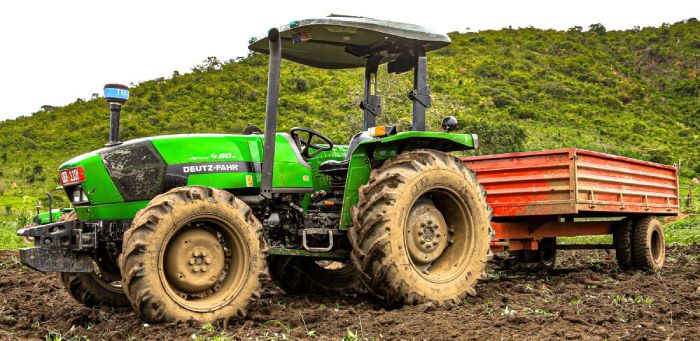 Tractor Ploughs